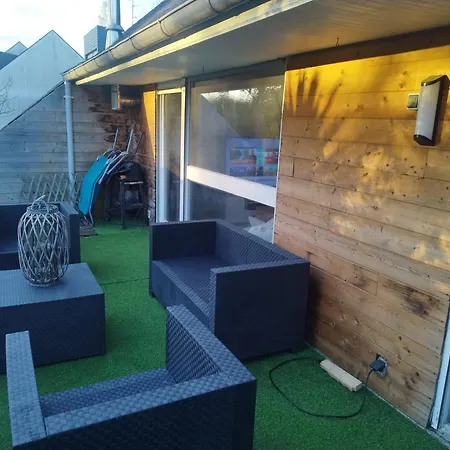 Comme A La Maison Apartment *